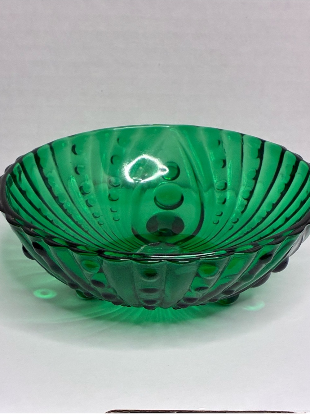 Vintage 4.5 Inch Green Anchor Hocking 3 Foot Scalloped Burple Bowl Trinket Dish